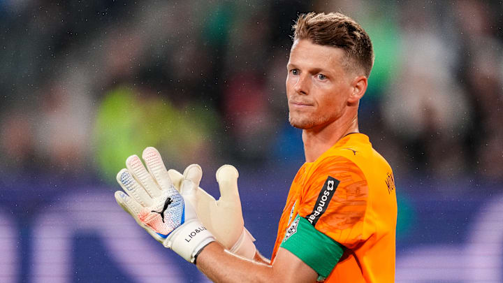 Jonas Omlin bleibt am Niederrhein