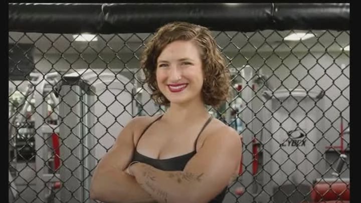 Samantha Worthington warms up for a match with Jaica Pavilus this Thursday December 12th. She has undergone a professional change to become a titlist Samantha Worthington warms up for a match with Jaica Pavilus this Thursday December 12th. She has undergone a professional change to become a titlist