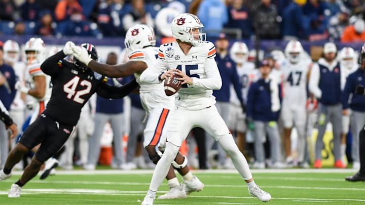 TransPerfect Music City Bowl - Auburn v Maryland