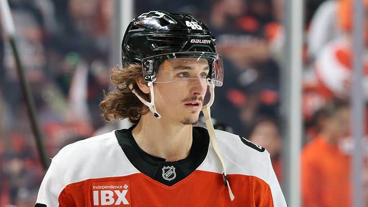 Carolina Hurricanes v Philadelphia Flyers - Game Four Carolina Hurricanes v Philadelphia Flyers - Game Four