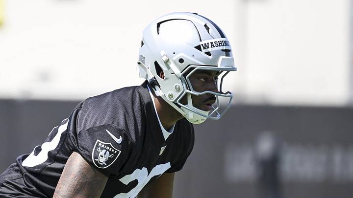 May 2, 2026; Henderson, NV, USA; Las Vegas Raiders running back Mike Washington Jr. (30) runs through a drill during a Rookie Minicamp at Intermountain Health Performance Center. May 2, 2026; Henderson, NV, USA; Las Vegas Raiders running back Mike Washington Jr. (30) runs through a drill during a Rookie Minicamp at Intermountain Health Performance Center.