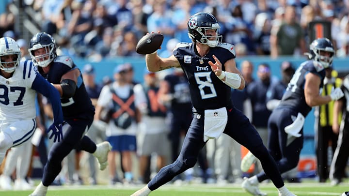 Indianapolis Colts v Tennessee Titans