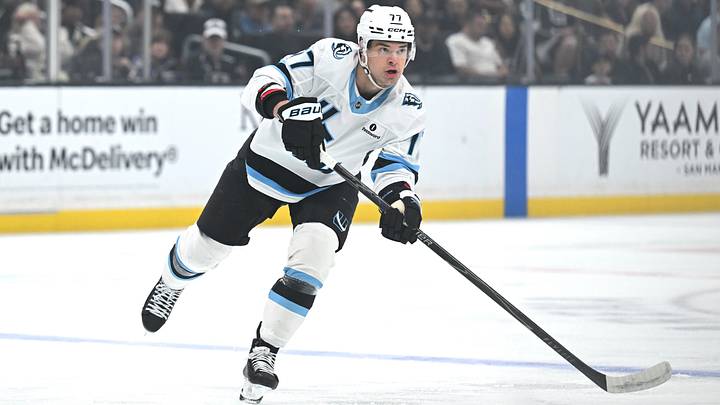 Mar 28, 2026; Los Angeles, California, USA; Utah Mammoth right wing JJ Peterka (77) stakes with the puck against the Los Angeles Kings during the first period at Crypto.com Arena. Mandatory Credit: Griffin Hooper-Imagn Images

