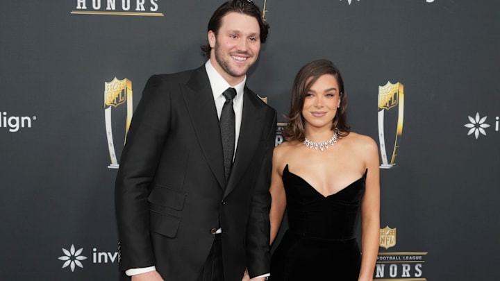 osh Allen and Hailee Steinfeld on the red carpet before Super Bowl LIX NFL Honors at Saenger Theatre.