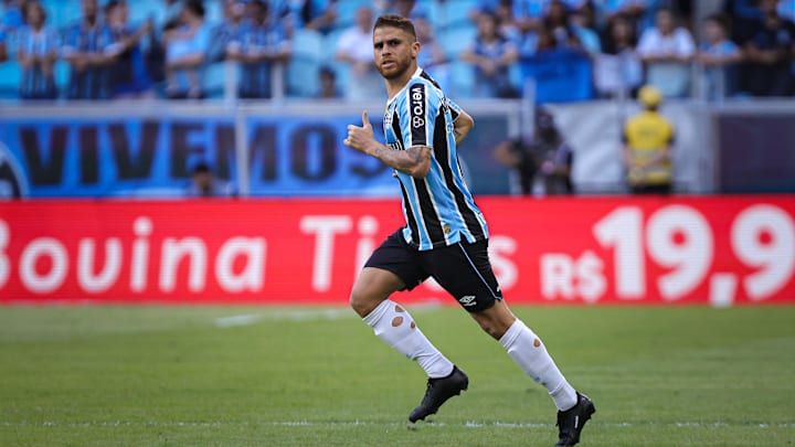 Cuéllar foi uma das contratações do Grêmio para 2025 Cuéllar foi uma das contratações do Grêmio para 2025