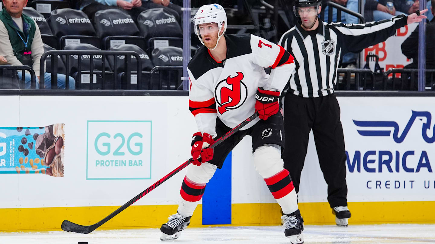 Maple Leafs need to act quickly and trade for defenseman that would change everything