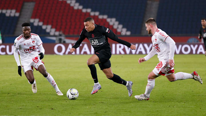 None of the PSG squad were born the last time Brest beat the capital side (1985) None of the PSG squad were born the last time Brest beat the capital side (1985)