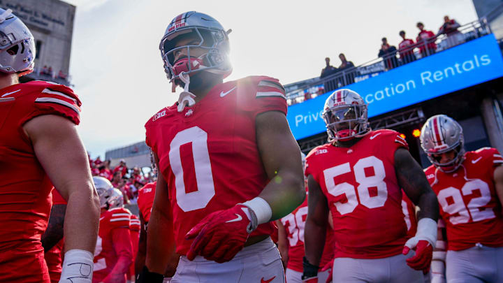 Ohio State Buckeyes linebacker Cody Simon (0) takes the field for warm ups prior to the NCAA football game against the Nebraska Cornhuskers at Ohio Stadium in Columbus on Saturday, Oct. 26, 2024.