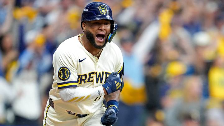 National League Division Series: San Diego Padres v Milwaukee Brewers - Game Two National League Division Series: San Diego Padres v Milwaukee Brewers - Game Two