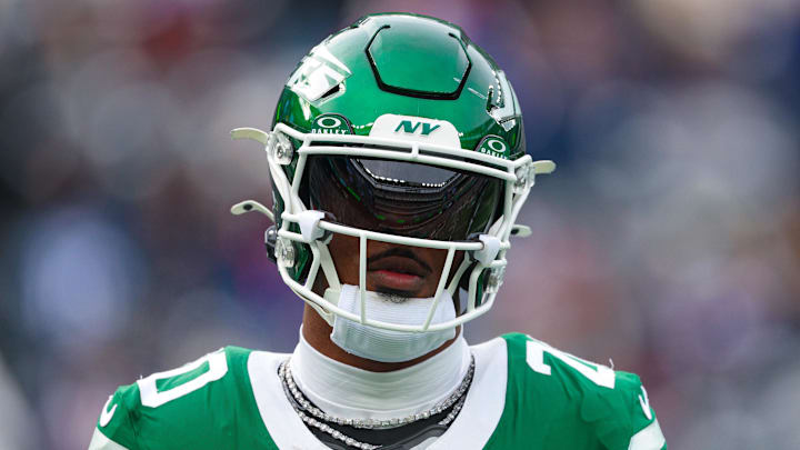 Dec 28, 2025; East Rutherford, New Jersey, USA; New York Jets running back Breece Hall (20) on the field before the game against the New England Patriots at MetLife Stadium. Mandatory Credit: Vincent Carchietta-Imagn Images