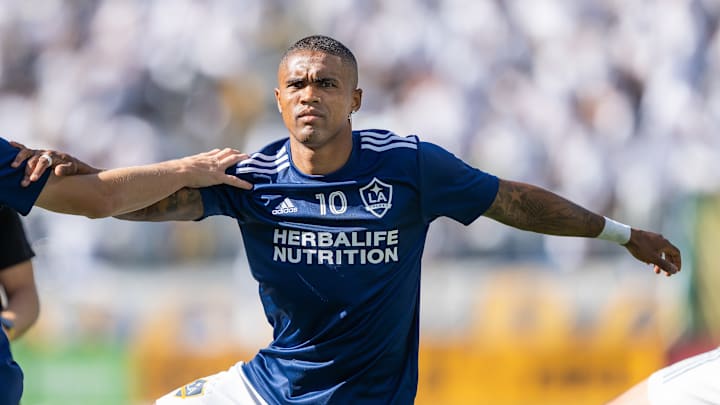 Douglas Costa quiere saber que estrellas podrá disfrutar en la MLS.