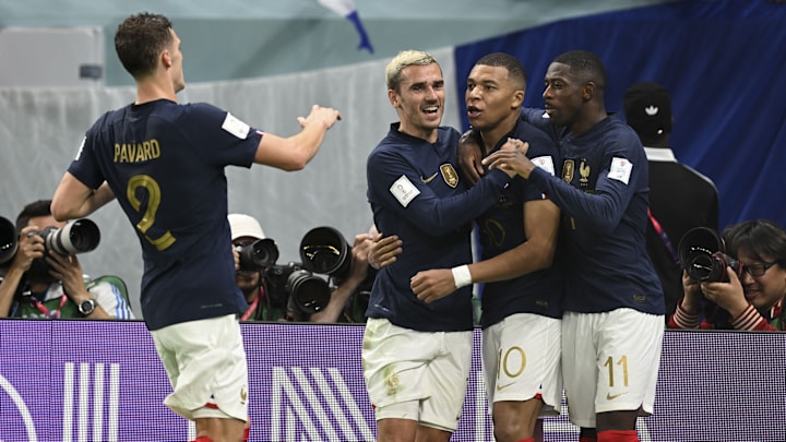 La France réussit son entrée en lice.