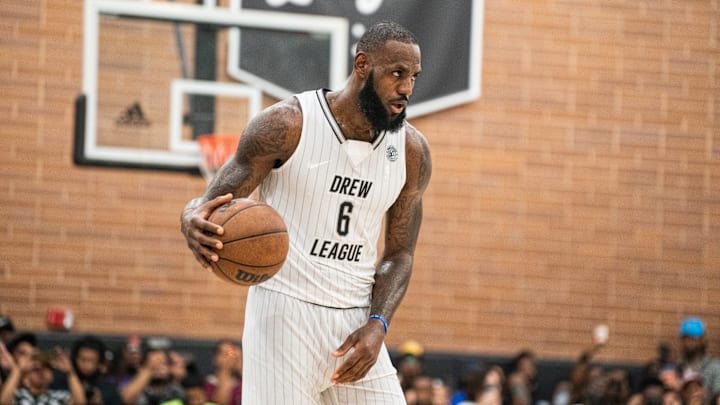 James es uno de los deportistas con mejores ingresos de todos los tiempos