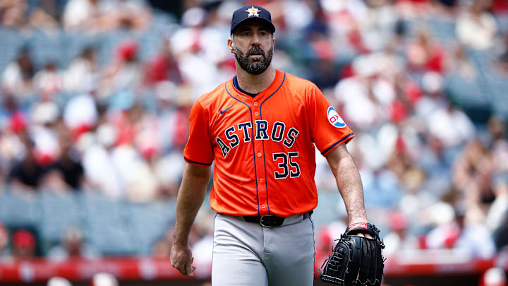 Houston Astros v Los Angeles Angels
