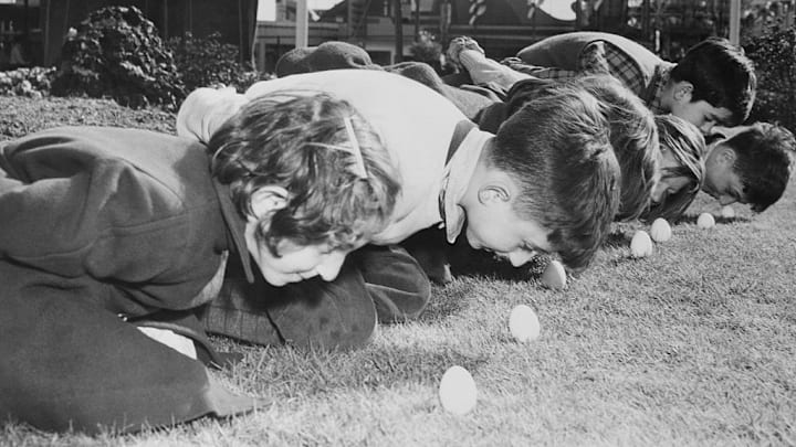 Egg Rolling Tradition (1946)