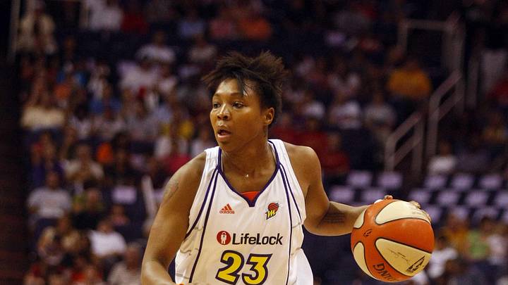 Oct 1, 2009; Phoenix, AZ, USA; Phoenix Mercury guard Cappie Pondexter (23) against the Indiana Fever in the first quarter at US Airways Center. Mandatory Credit: Rick Scuteri-Imagn Images