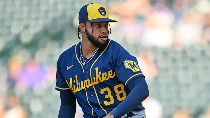 Milwuakee Brewers v Colorado Rockies