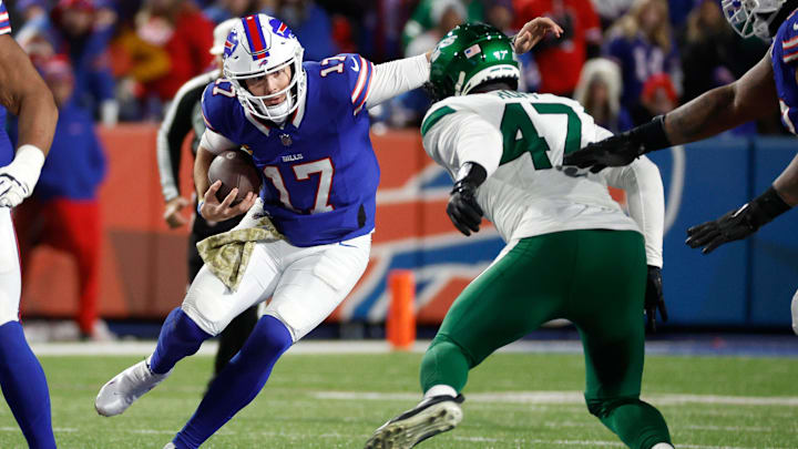 Bryce Huff tackles Josh Allen
