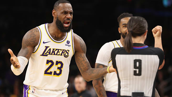 Los Angeles Lakers v Phoenix Suns