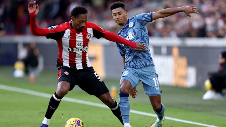Brentford FC v Aston Villa - Premier League