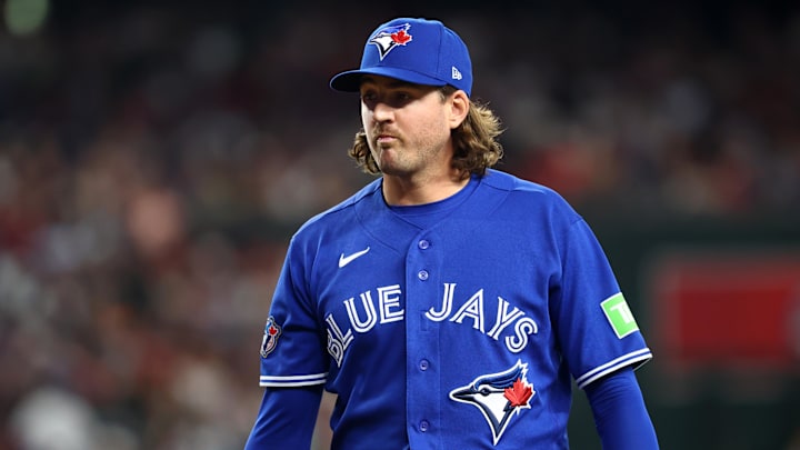 Apr 19, 2026; Phoenix, Arizona, USA; Toronto Blue Jays pitcher Kevin Gausman against the Arizona Diamondbacks at Chase Field.