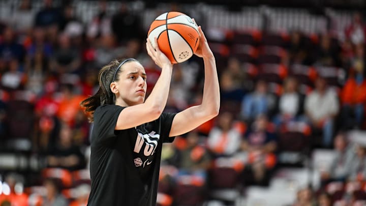 Indiana Fever guard Caitlin Clark (22) warms up before game one of the first round of the 2024 WNBA Playoffs at Mohegan Sun Arena.