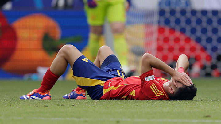 Pedri est sorti sur blessure avec l'Espagne