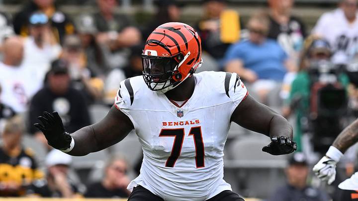 Sep 27, 2026; Pittsburgh, Pennsylvania, USA; Cincinnati Bengals offensive tackle Amarius Mims (71) looks to block against the Pittsburgh Steelers during the second half at Acrisure Stadium. Mandatory Credit: Barry Reeger-Imagn Images Sep 27, 2026; Pittsburgh, Pennsylvania, USA; Cincinnati Bengals offensive tackle Amarius Mims (71) looks to block against the Pittsburgh Steelers during the second half at Acrisure Stadium. Mandatory Credit: Barry Reeger-Imagn Images