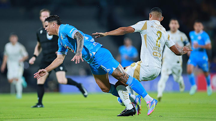 Cruz Azul v Tigres UANL - CONCACAF Champions Cup