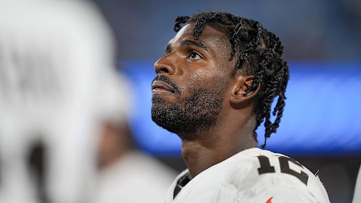 Aug 8, 2025; Charlotte, North Carolina, USA; Cleveland Browns quarterback Shedeur Sanders (12) looks at the scoreboard during the second half against the Carolina Panthers at Bank of America Stadium. Mandatory Credit: Jim Dedmon-Imagn Images Aug 8, 2025; Charlotte, North Carolina, USA; Cleveland Browns quarterback Shedeur Sanders (12) looks at the scoreboard during the second half against the Carolina Panthers at Bank of America Stadium. Mandatory Credit: Jim Dedmon-Imagn Images