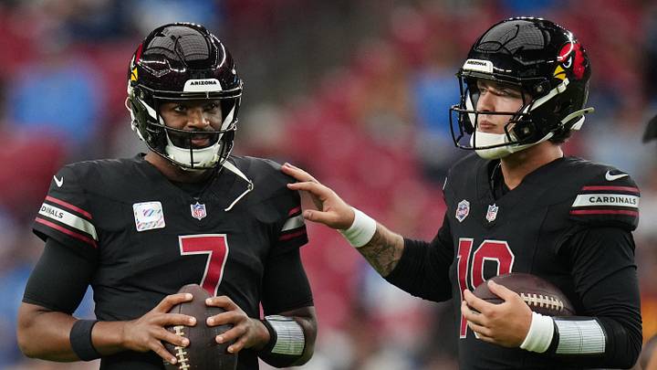 Arizona Cardinals quarterbacks Jacoby Brissett (7) and Carson Beck (19) warm up before their game against the Detroit Lions at State Farm Stadium in Glendale on Oct. 11, 2026. Arizona Cardinals quarterbacks Jacoby Brissett (7) and Carson Beck (19) warm up before their game against the Detroit Lions at State Farm Stadium in Glendale on Oct. 11, 2026.