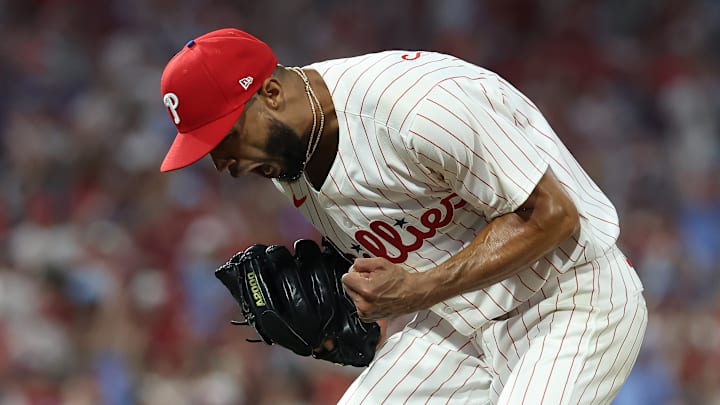 Division Series - Los Angeles Dodgers v Philadelphia Phillies - Game One