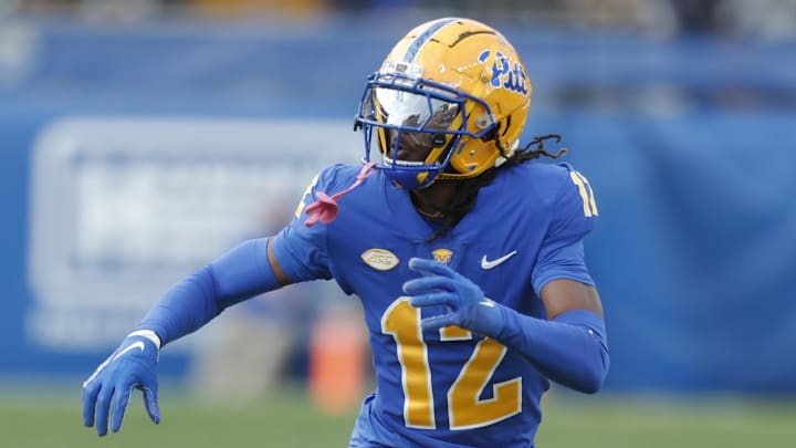 Nov 4, 2023; Pittsburgh, Pennsylvania, USA; Pittsburgh Panthers defensive back M.J. Devonshire (12) Nov 4, 2023; Pittsburgh, Pennsylvania, USA; Pittsburgh Panthers defensive back M.J. Devonshire (12)