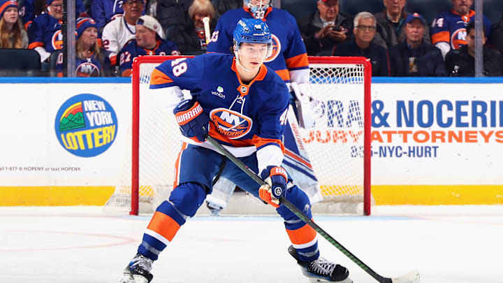 Detroit Red Wings v New York Islanders Detroit Red Wings v New York Islanders