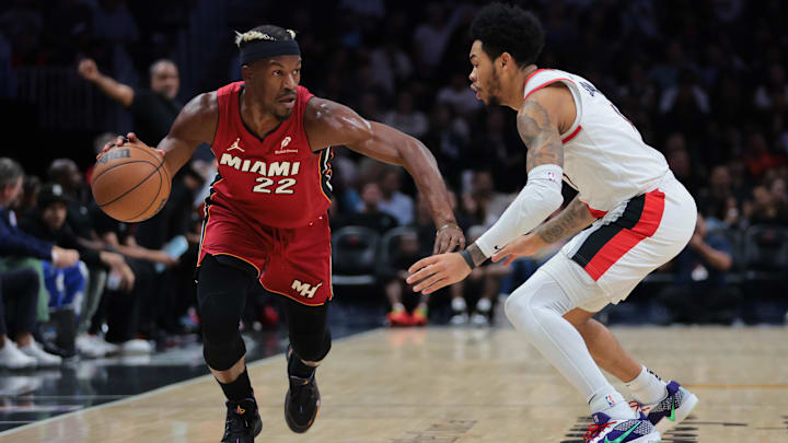 Jimmy Butler drives against the Portland Trail Blazers.