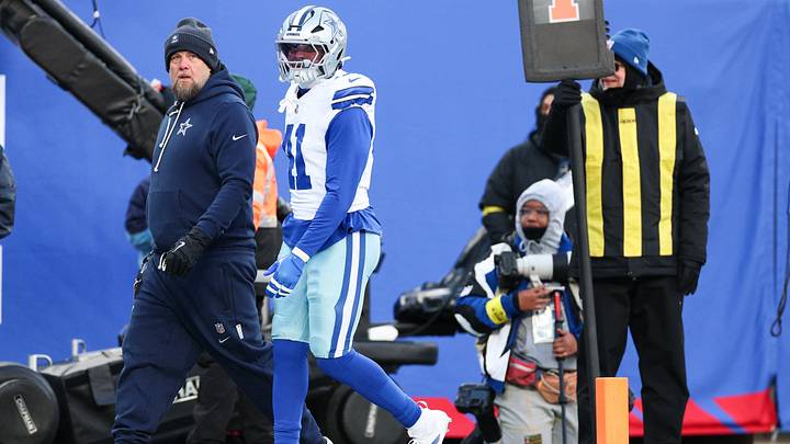 Dallas Cowboys defensive end Donovan Ezeiruaku. Dallas Cowboys defensive end Donovan Ezeiruaku.