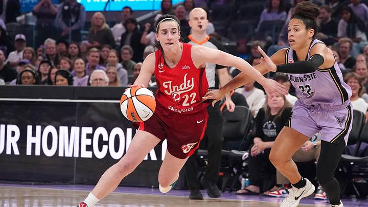 May 28, 2026; San Francisco, California, USA;  Indiana Fever guard Caitlin Clark (22) dribbles against Golden State Valkyries guard Veronica Burton (22) in the first quarter at Chase Center. Mandatory Credit: David Gonzales-Imagn Images