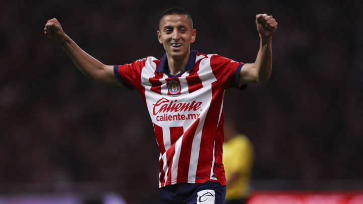 Con la rápida eliminación de México en la Copa América, Roberto Alvarado volvió para ser estar listo contra Toluca.