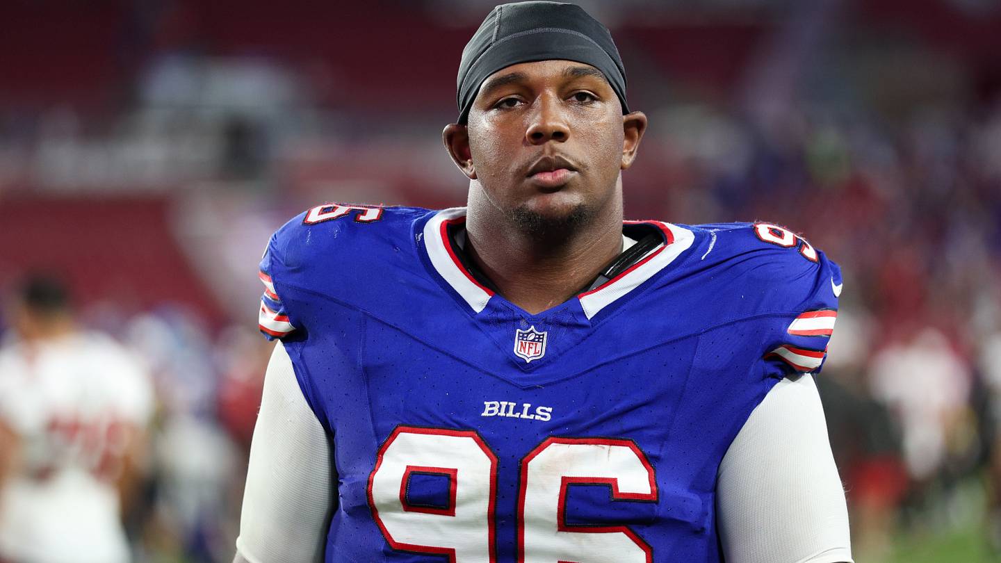 Buffalo Bills giocatori con infortuni durante il training camp 2026