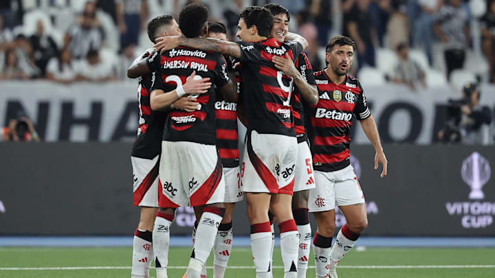 Flamengo enfrenta o Palmeiras pelo Brasileirão 2025