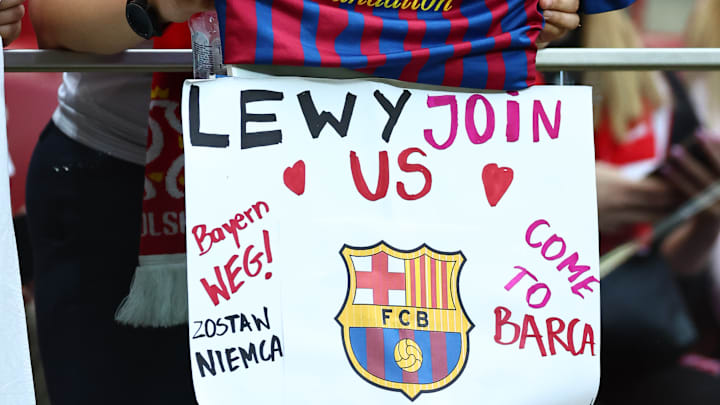 Barca buhlt um Robert Lewandowski Barca buhlt um Robert Lewandowski