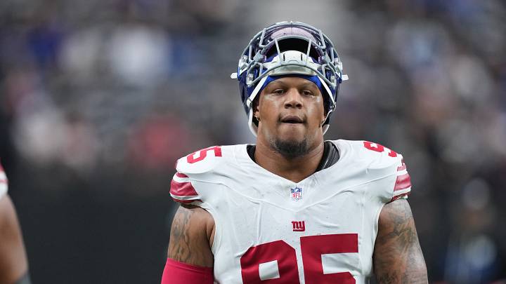New York Giants defensive tackle Roy Robertson-Harris (Achilles) has been placed on IR. New York Giants defensive tackle Roy Robertson-Harris (Achilles) has been placed on IR.