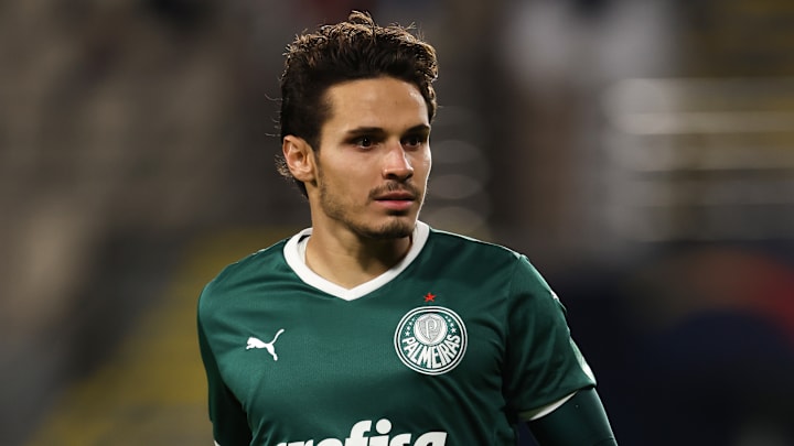 Raphael Veiga promete dar trabalho para a defesa do Chelsea