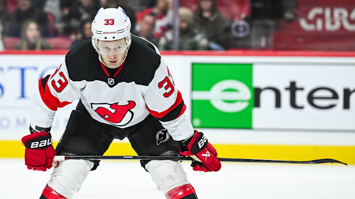 New Jersey Devils left wing Evgenii Dadonov (33): David Kirouac-Imagn Images