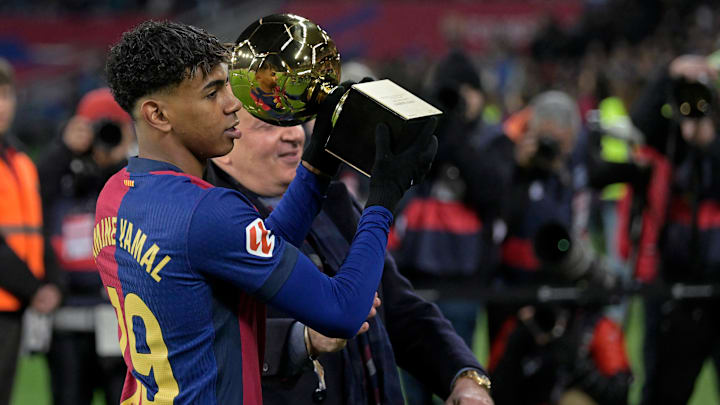 Yamal acumula premiações em até aqui curta carreira