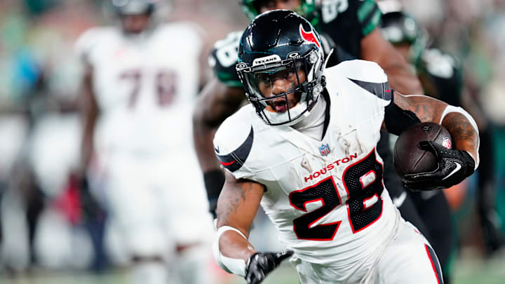 Houston Texans running back Joe Mixon (28) is shown with the ball during the first quarter, Thursday, October 31, 2024, in East Rutherford. Houston Texans running back Joe Mixon (28) is shown with the ball during the first quarter, Thursday, October 31, 2024, in East Rutherford.