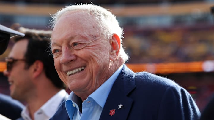 Dallas Cowboys v Washington Commanders