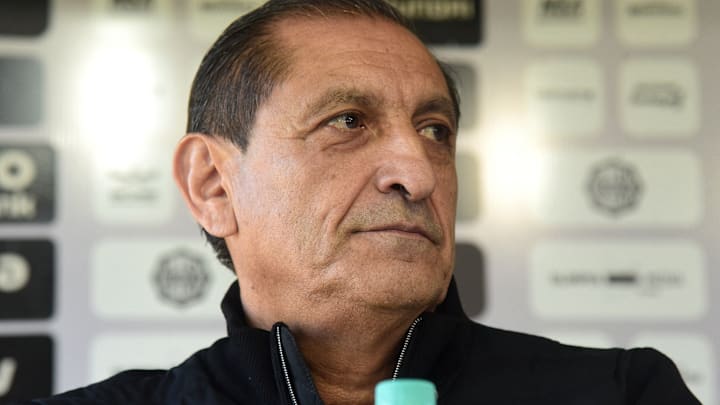 Ramón Díaz estreia no comando do Colorado