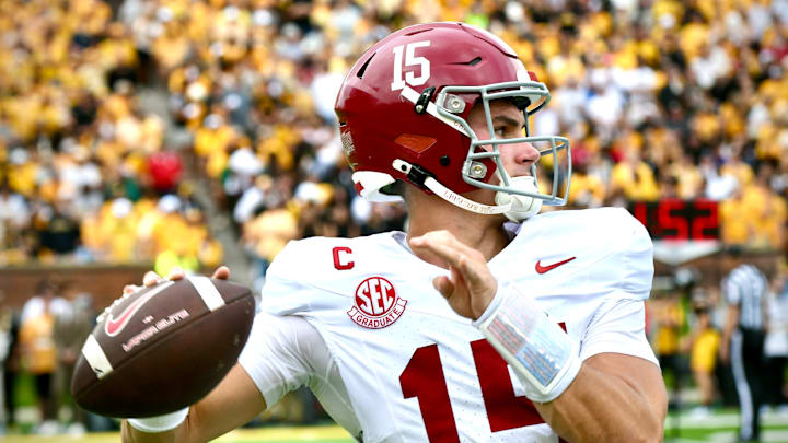 Oct 11, 2025; Columbia, MO, USA; Alabama Crimson Tide quarterback Ty Simpson (15) throws a pass in the first quarter against the Missouri Tigers at Faurot Field at Memorial Stadium. | Matt Guzman/MissouriOnSI Oct 11, 2025; Columbia, MO, USA; Alabama Crimson Tide quarterback Ty Simpson (15) throws a pass in the first quarter against the Missouri Tigers at Faurot Field at Memorial Stadium. | Matt Guzman/MissouriOnSI
