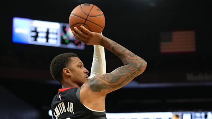 Apr 26, 2025; San Francisco, California, USA; Houston Rockets forward Jabari Smith Jr. (10) shoots against the Golden State Warriors during the third quarter of game three of first round for the 2024 NBA Playoffs at Chase Center. Mandatory Credit: Darren Yamashita-Imagn Images